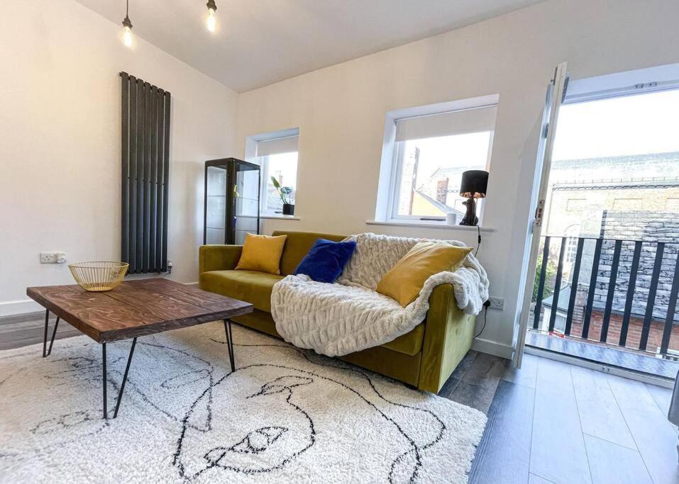 Juliet Beautiful 1 Bedroom, Central, Modern Space. ดาร์ลิงตัน ภายนอก รูปภาพ